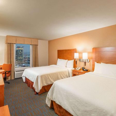 Hotel Hampton By Hilton Queretaro Tecnologico Zewnętrze zdjęcie