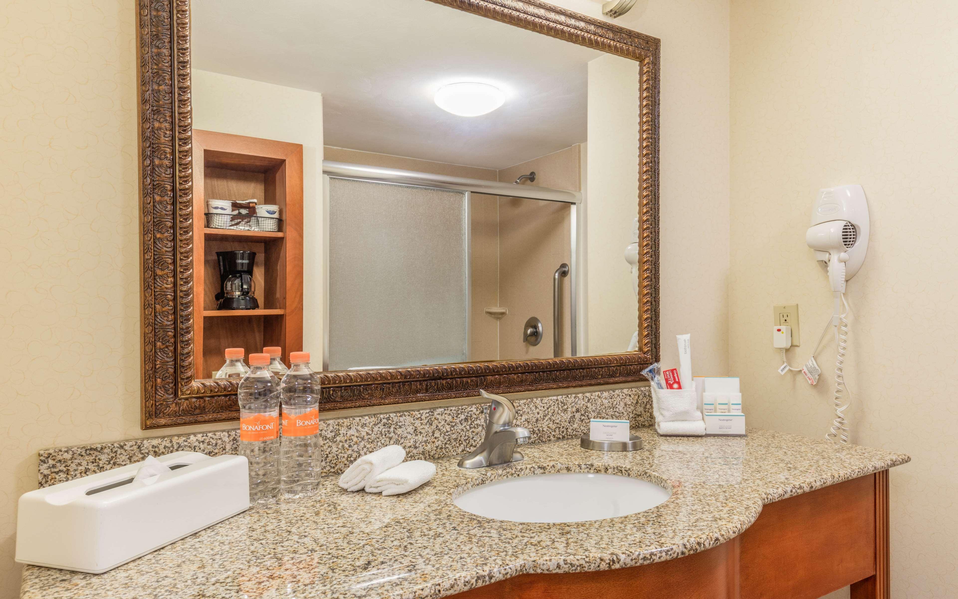 Hotel Hampton By Hilton Queretaro Tecnologico Zewnętrze zdjęcie