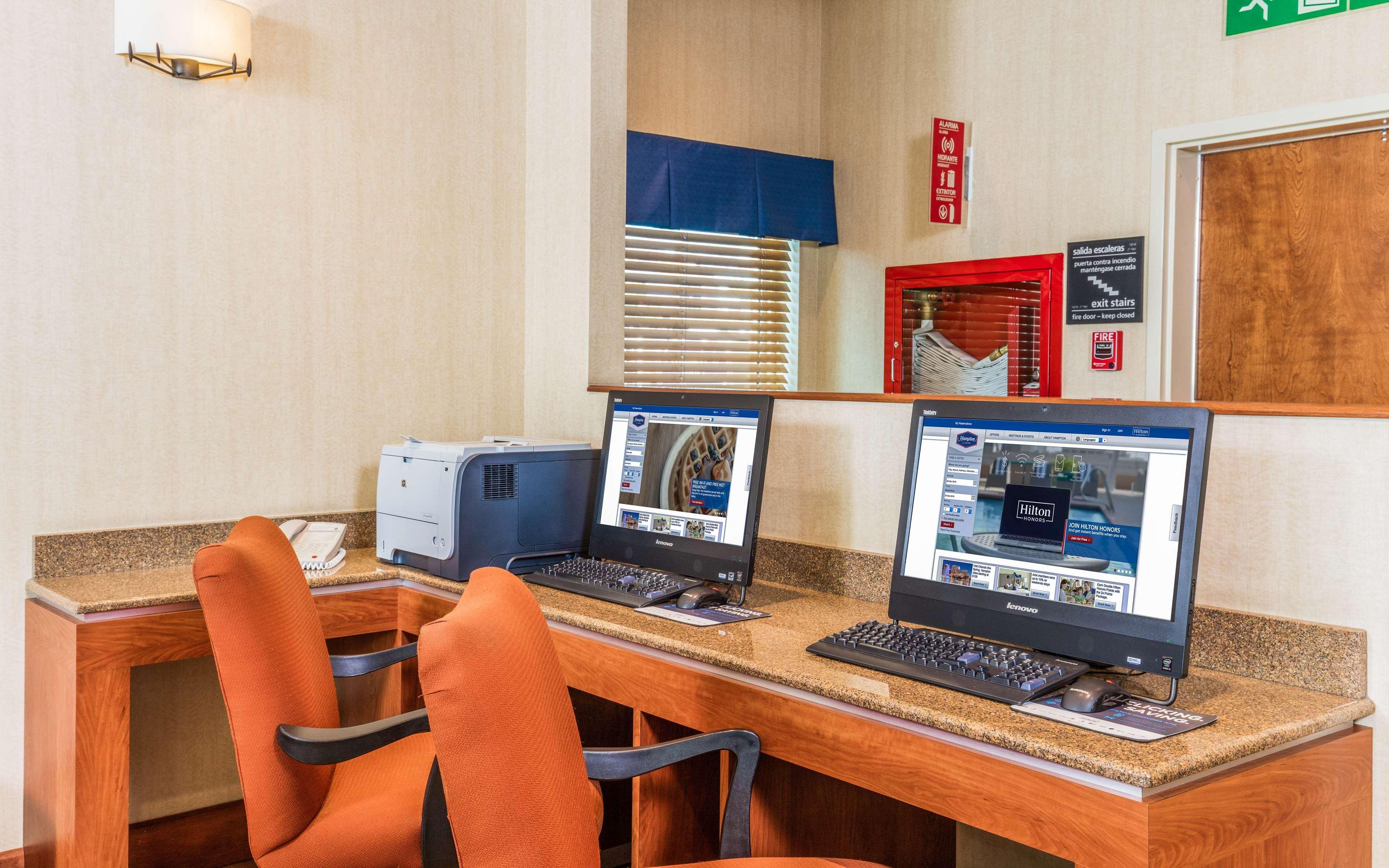 Hotel Hampton By Hilton Queretaro Tecnologico Zewnętrze zdjęcie