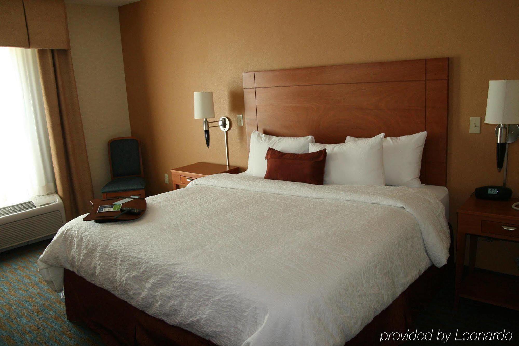 Hotel Hampton By Hilton Queretaro Tecnologico Pokój zdjęcie
