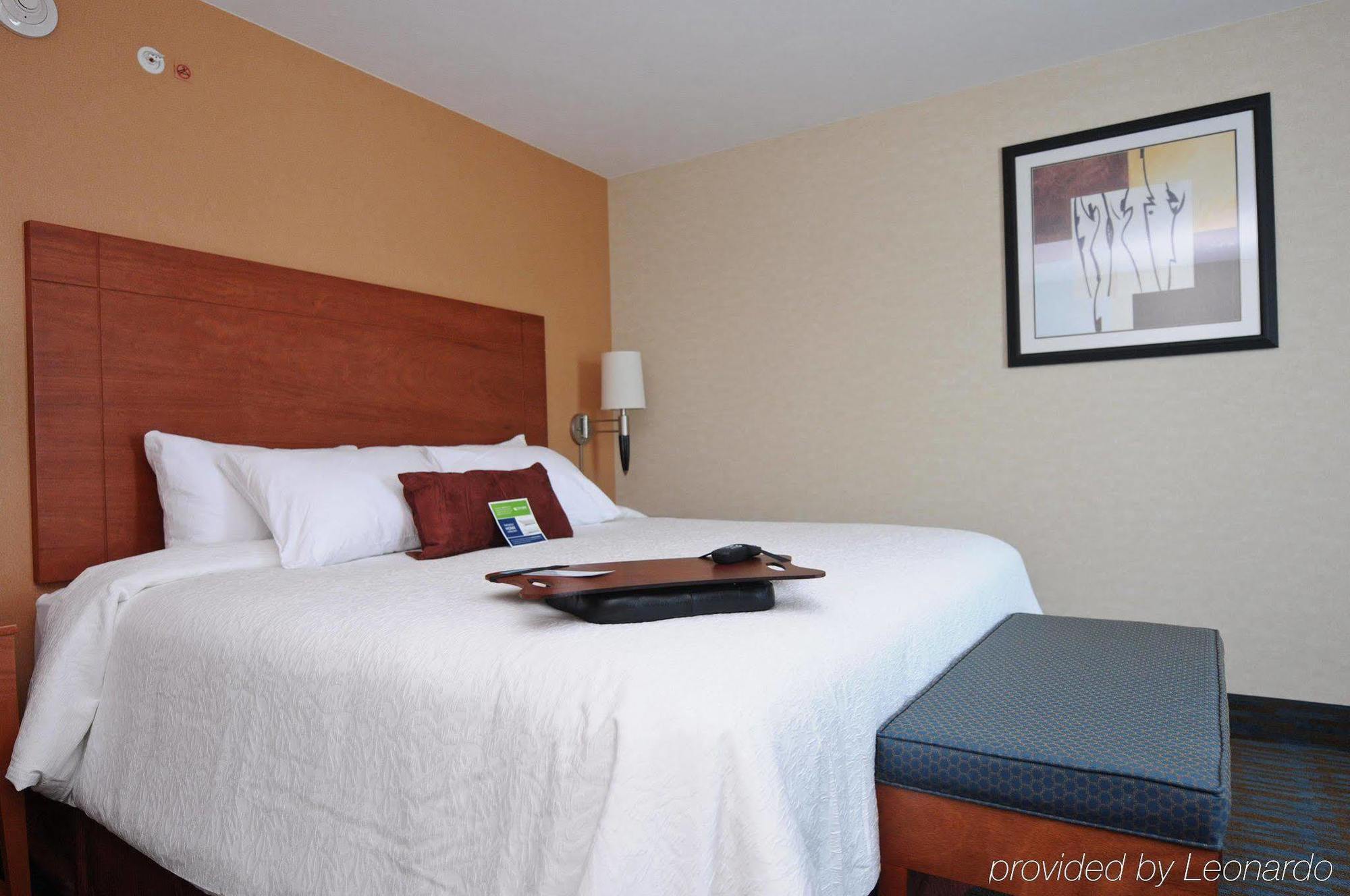 Hotel Hampton By Hilton Queretaro Tecnologico Pokój zdjęcie
