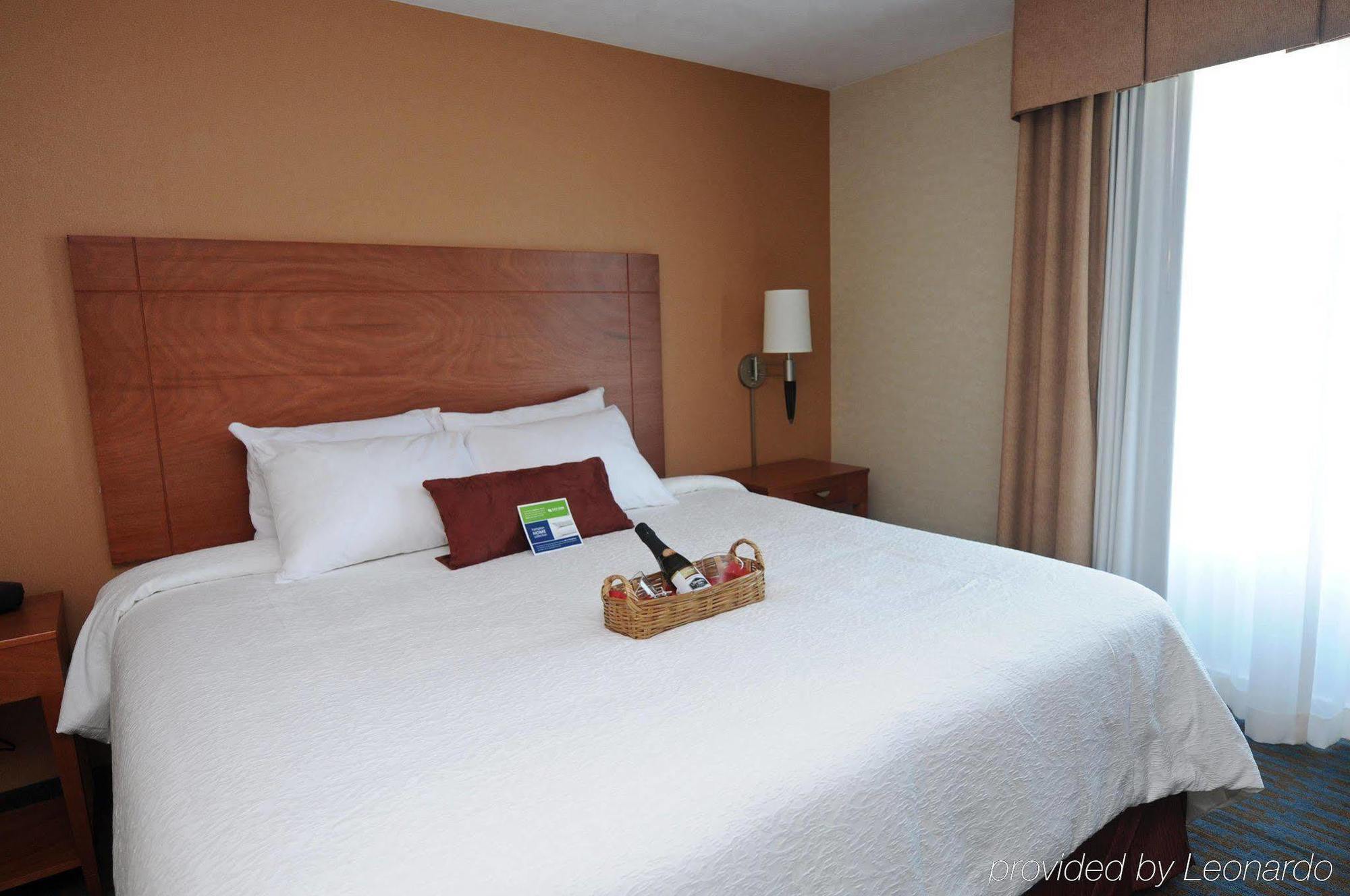 Hotel Hampton By Hilton Queretaro Tecnologico Pokój zdjęcie